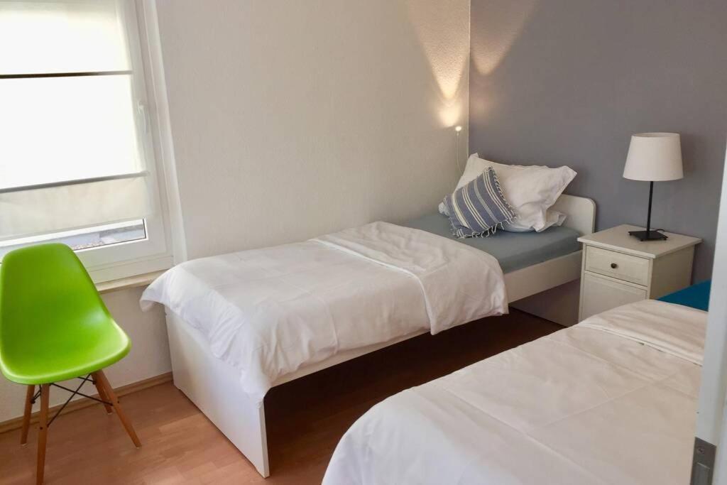 Apartment 120 Qm -3 Schlafzimmer-2 Baeder- Fuer 7 Gaeste Düsseldorf Extérieur photo