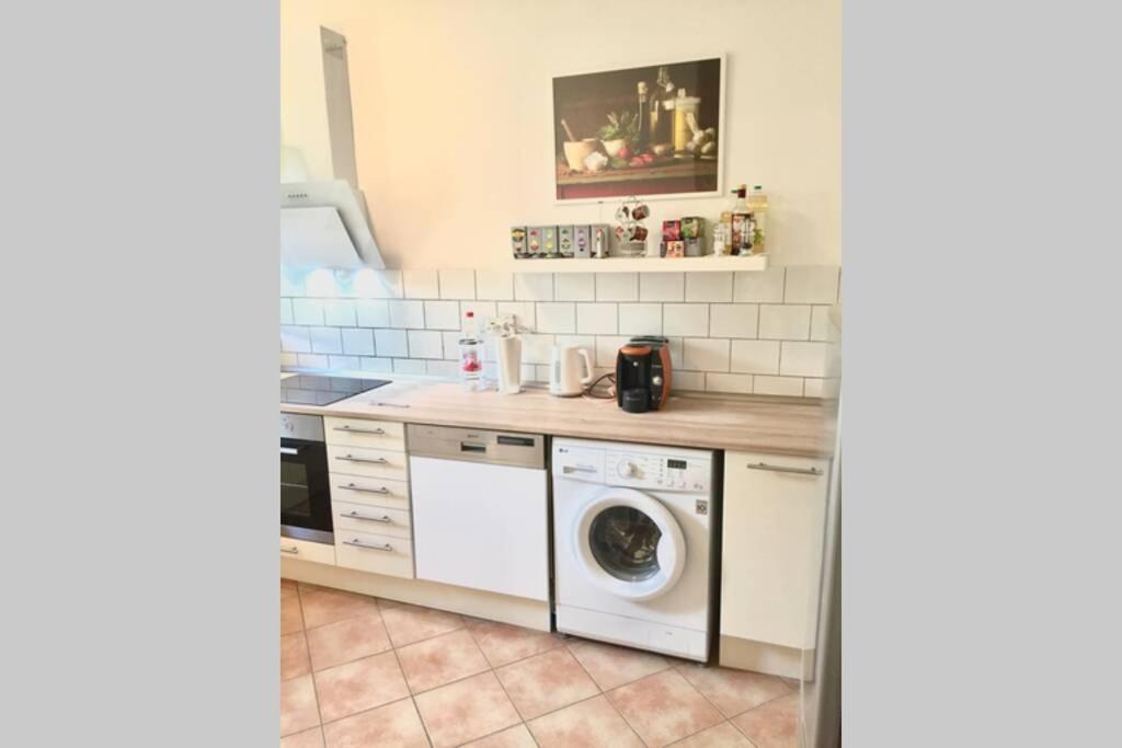 Apartment 120 Qm -3 Schlafzimmer-2 Baeder- Fuer 7 Gaeste Düsseldorf Extérieur photo